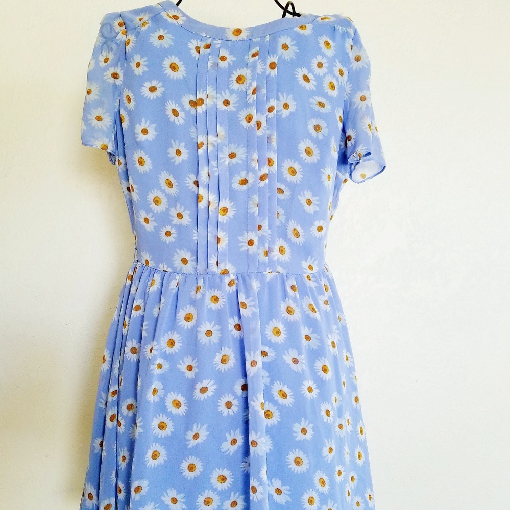 Daisy blue dress